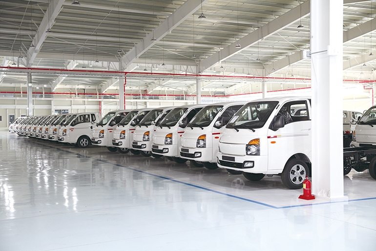 5일 환경부는 영업용화물차 및 소상공인용 차량, 취약계층 차량에 대해 소형 노후화물차 조기폐차 지원금을 기존 300만 원에서 600만 원으로 2배 늘려 시행하기로 했다.