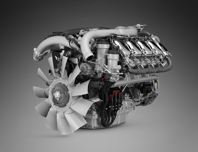 스카니아가 새롭게 개발한 V8엔진 모습. 
