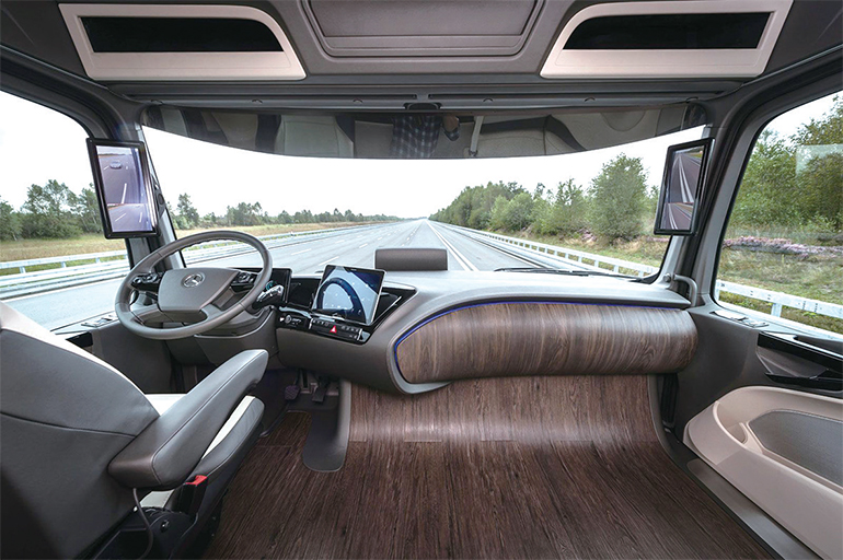 메르세데스-벤츠의 퓨처트럭2025 컨셉카 실내.