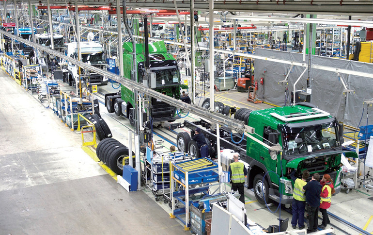 유럽 내 물동량 증가로 경상용차를 비롯한 화물운송용 트럭의 수요가 크게 늘었다.