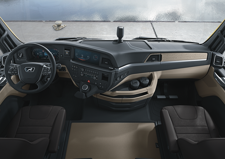 새롭게 구성된 12.3인치 디지털 프로페셔널 계기판과 인포테인먼트 디스플레이.