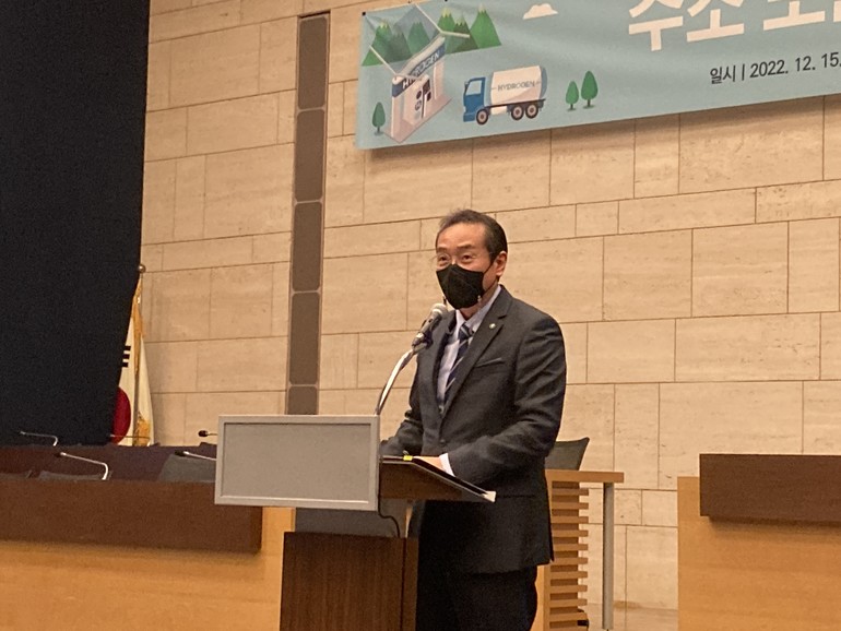 김용신 한국천연가스수소차량협회 회장의 모습.(사진: KANFV 제공)