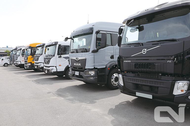 지난 1월 트럭 실적이 전년 대비 29.6% 줄었다.