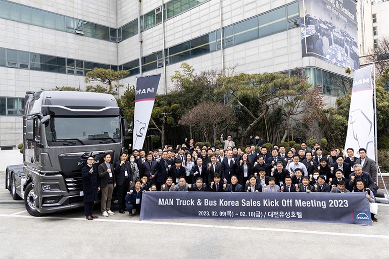 만트럭버스코리아지난 9~10일 양일간 대전의 한 호텔에서 '만트럭버스코리아 세일즈 킥 오프 미팅'이 개최됐다.