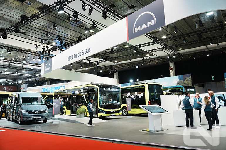 '버스월드 2023'에 참가한 만트럭버스의 부스 전경.