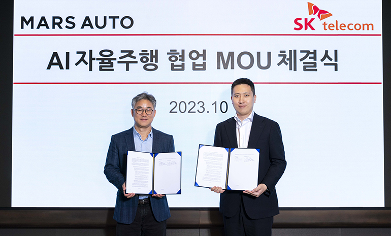 SK텔레콤과 마스오토는 지난 23일 AI기반 자율주행 대형트럭 고도화 사업을 위한 업무협약을 체결했다.