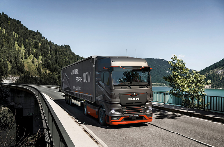 세계적인 상용차 생산업체 만트럭버스 그룹이 대형 전기 트럭인 'MAN e트럭'의 공식 판매를 시작했다.