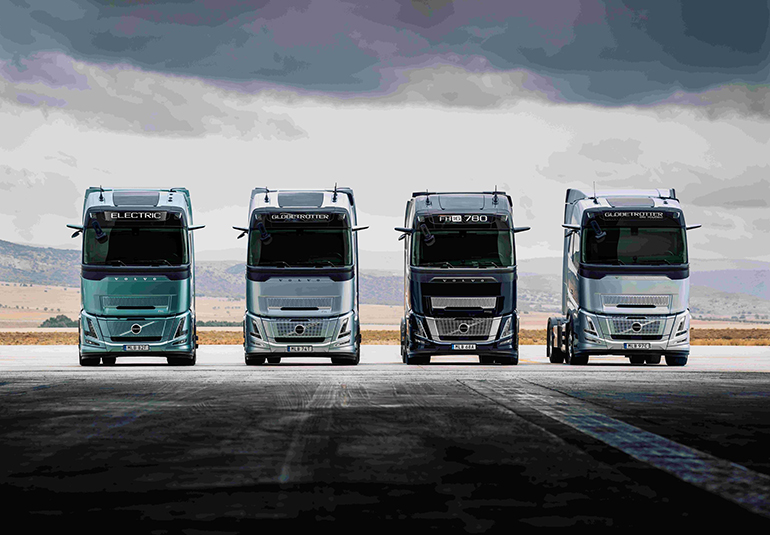 볼보트럭은 자사의 대표 대형 트럭 라인업 'FH' 모델에 기존 모델 대비 향상된 에너지 효율과 혁신 기능을 두루 갖춘 '볼보FH 에어로(FH Aero)'를 새롭게 선보였다.