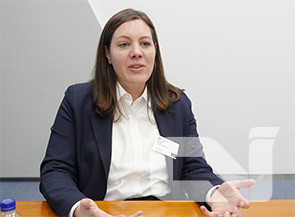 에블린 카셀 만트럭버스코리아 영업 및 마케팅 총괄 부사장이 인터뷰에 함께 참여했다. 