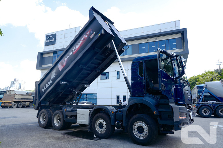 '뉴 MAN TGS 덤프'의 남성미 넘치는 외관