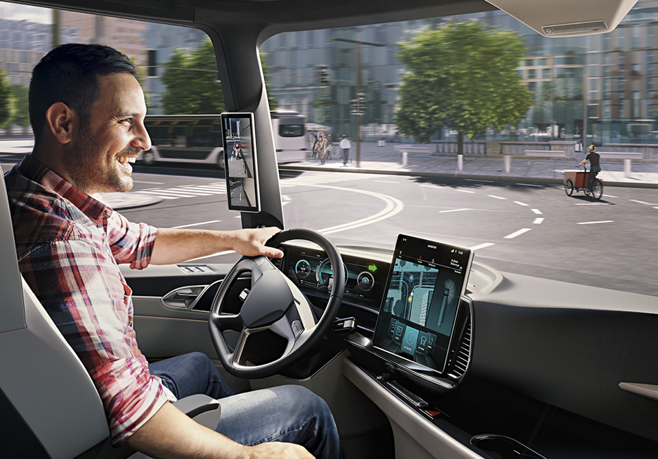 트럭용 교체형 디지털 사이드 미러. 사진 : Bosch