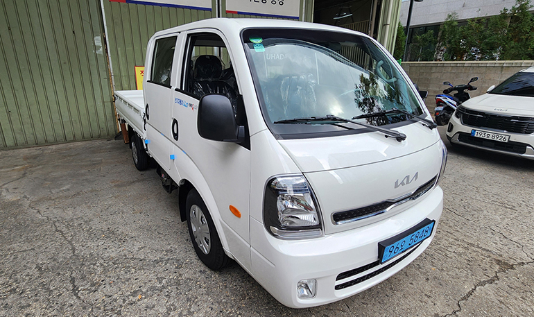 강북구청 공원녹지과에 도입된 더블캡 전기화물차 ‘봉고3ev피스 더블캡’