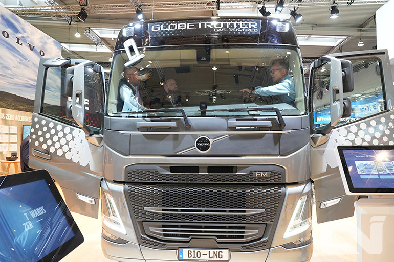 볼보트럭의 바이오LNG를 활용한 ‘FM’