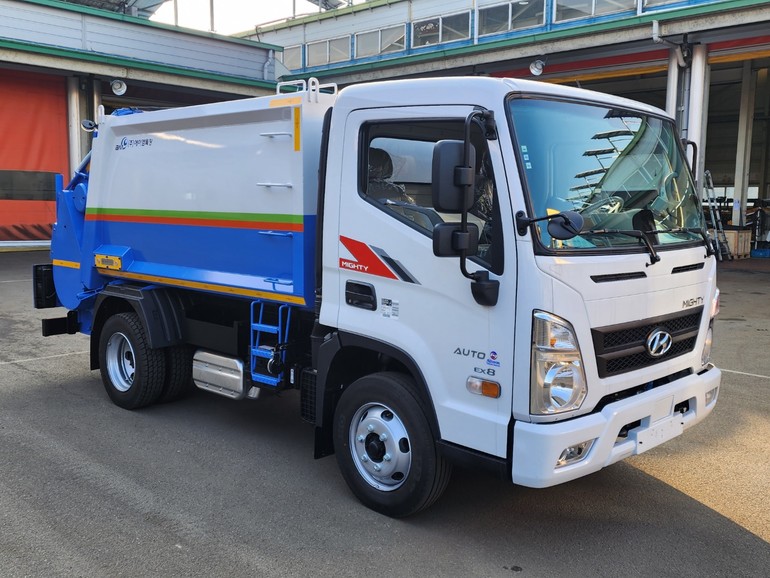 에이엠특장은 앨리슨트랜스미션의 전자동 변속기 1000 xFETM 모델이 장착된 마이티 오토매틱 환경 차량을 제조하여 판매하고 있다.