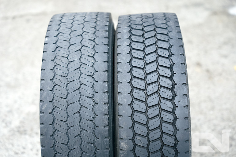 리그루빙 전의 마모된 타이어(왼쪽)가 리그루빙된 후 홈(트레드)이 정교하게 파진 모습(우측).