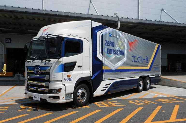 히노트럭에서 제작된 수소연료전지 트럭.  (사진 : 아이치현)