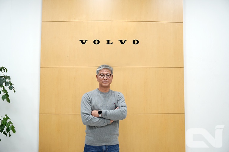 볼보트럭코리아 입사 후 23년간 900대의 트럭을 판매한 김영선 볼보트럭코리아 남양주지점 영업이사