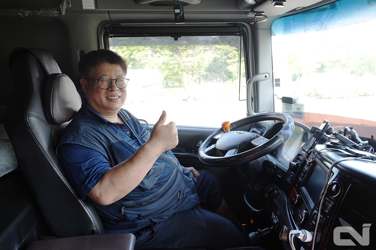 정 사장은 뜻밖의 1등 당첨으로 트럭 구매 지원금 1,000만 원을 받게 되며, 설렘 가득한 여름을 보내고 있다.