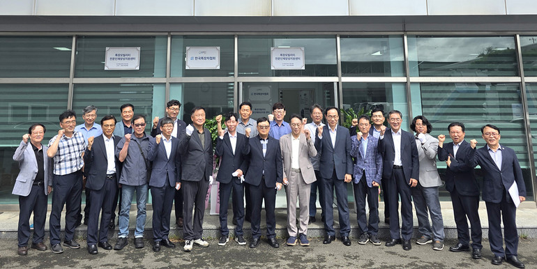 이번에 개소한 ‘특장모빌리티 전문인재양성지원센터’는 실무 인재 양성을 통해 유관 기업·기관과의 협력을 이끌어낼 것으로 기대된다.