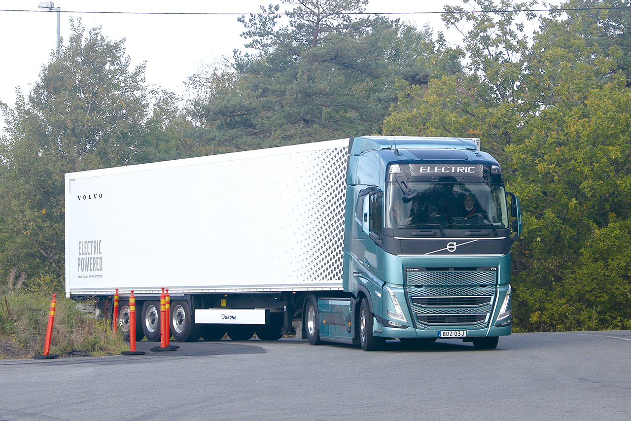 볼보트럭의 대형 전기트럭 ‘FH 일렉트릭’