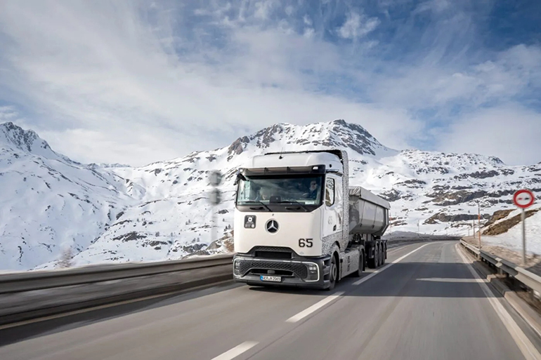 메르세데스-벤츠의 수소 전기트럭(GenH2)