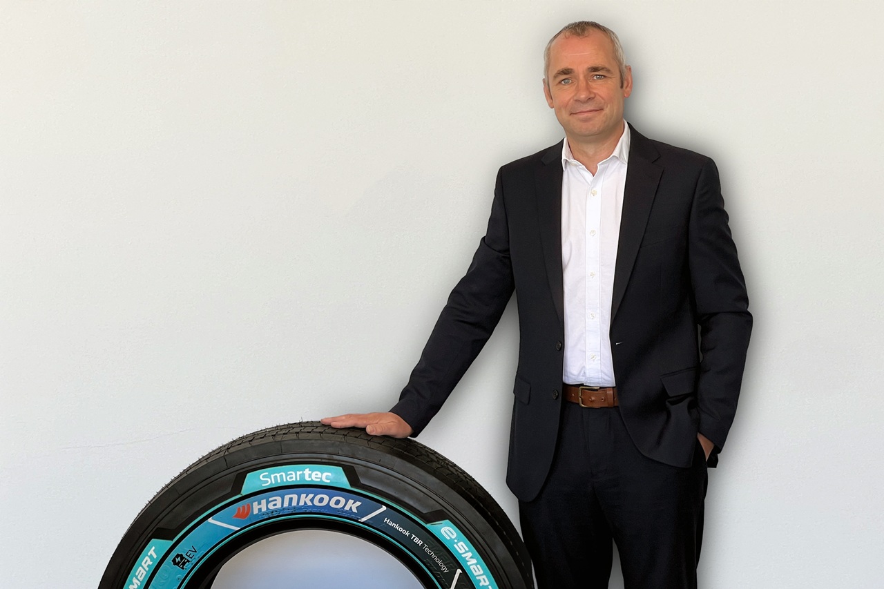 한국타이어 유럽 법인의 트럭 및 버스 제품 부문 마케팅 담당자 '리처드 베잔트'