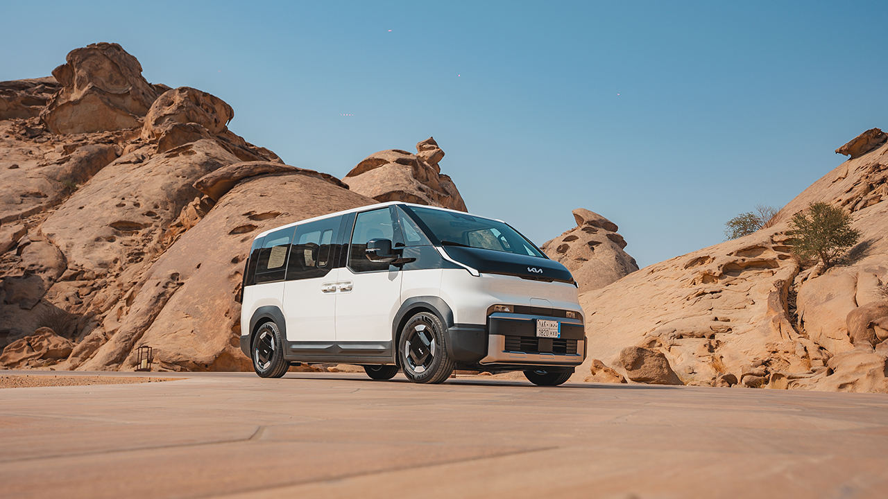 기아가 ‘사우디 기가 프로젝트’ 개발사 RSG와 손잡고 전동화 PBV 모델 PV5 실증사업에 착수했다.